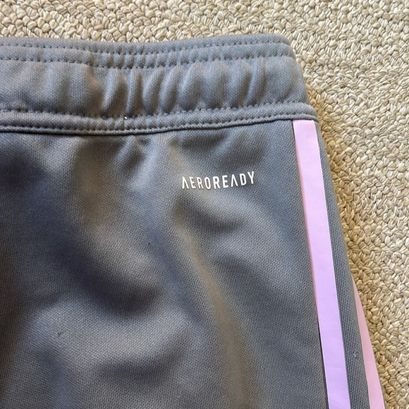 Adidas girls joggers - Picture 6 of 7